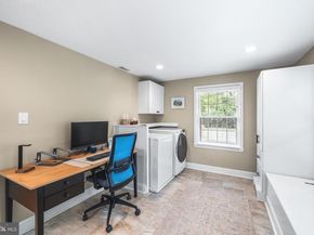 411 Sugartown Road, Wayne PA 19087