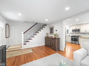 411 Sugartown Road, Wayne PA 19087