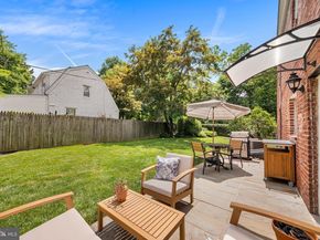 411 Sugartown Road, Wayne PA 19087