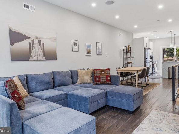3041 W Harper Street, Philadelphia PA 19130