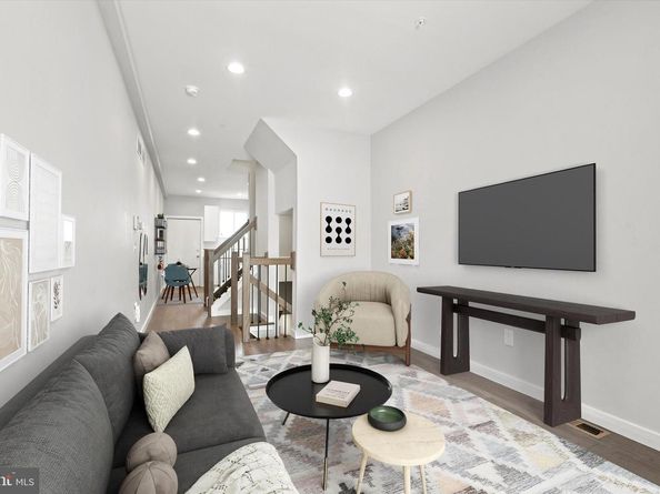 2044 N 5TH Street, Philadelphia PA 19122
