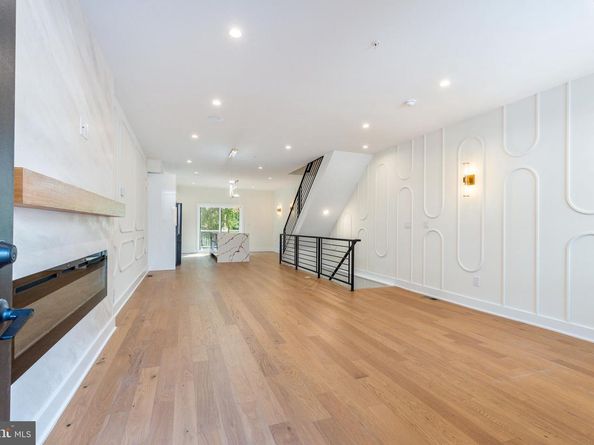 4748 Sheldon Street, Philadelphia PA 19127