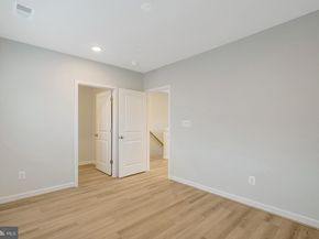 2609 Winchester Walk, Alexandria VA 22301