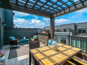 2609 Winchester Walk, Alexandria VA 22301