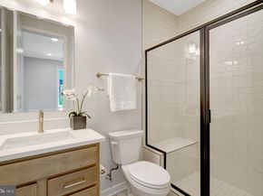 2609 Winchester Walk, Alexandria VA 22301