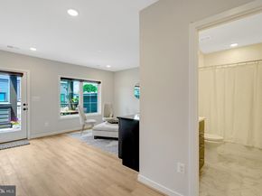 2609 Winchester Walk, Alexandria VA 22301