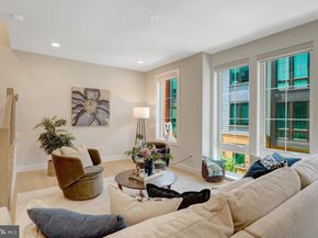 2609 Winchester Walk, Alexandria VA 22301