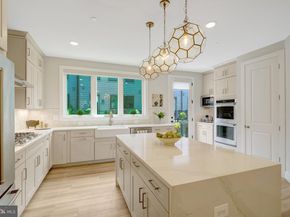 2609 Winchester Walk, Alexandria VA 22301