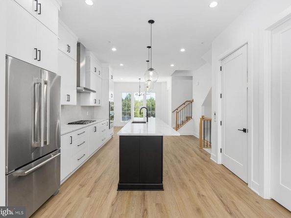 8622 Erdem Place, Chevy Chase MD 20815