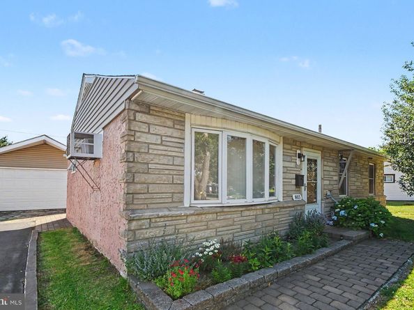 803 Hilary Avenue, Croydon PA 19021