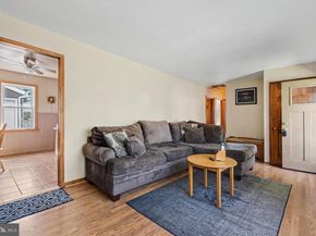 803 Hilary Avenue, Croydon PA 19021