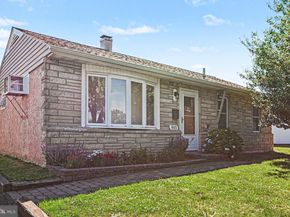 803 Hilary Avenue, Croydon PA 19021