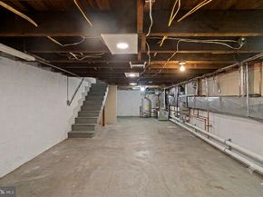472 Leverington Avenue, Philadelphia PA 19128