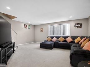 8906 Sylvia Lane, Philadelphia PA 19115