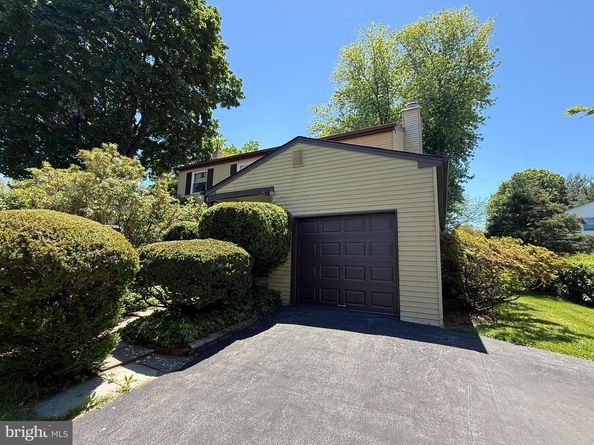 203 Moore Road, Wallingford PA 19086