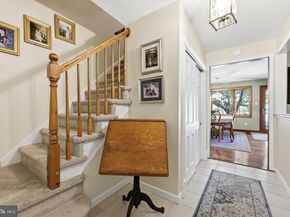 10 Pheasant Drive, Holland PA 18966
