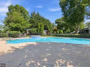 10 Pheasant Drive, Holland PA 18966