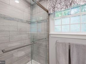 10 Pheasant Drive, Holland PA 18966
