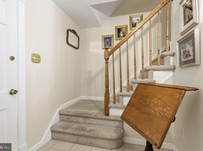 10 Pheasant Drive, Holland PA 18966