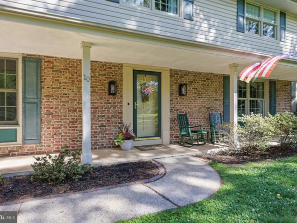 10 Pheasant Drive, Holland PA 18966