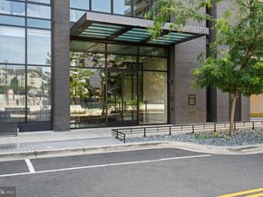 1781 N Pierce Street 501, Arlington VA 22209