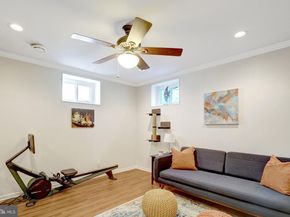 4220 32nd Street S, Arlington VA 22206