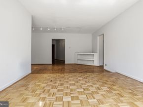 4200 Cathedral Avenue NW 812, Washington DC 20016