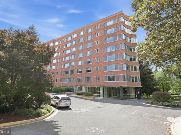 4200 Cathedral Avenue NW 812, Washington DC 20016