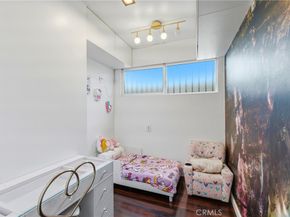 852 Chapman, Pasadena CA 91103
