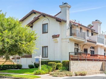 106 S Sierra Madre Boulevard