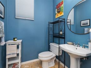 637 Lavender Way, Azusa CA 91702