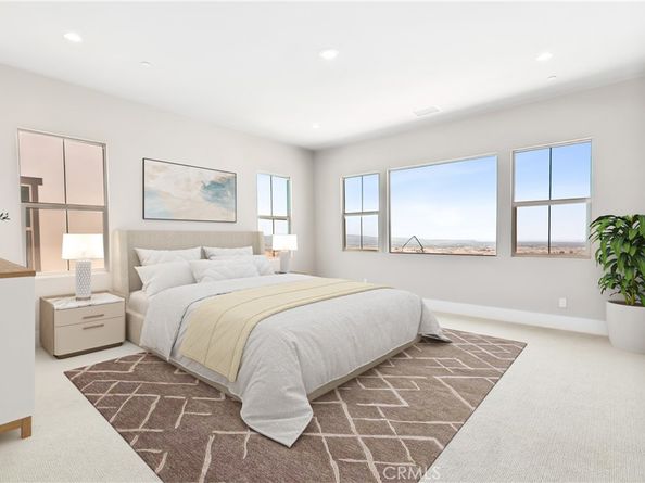 127 Oakstone, Irvine CA 92618