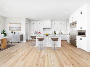 127 Oakstone, Irvine CA 92618