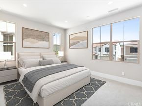 127 Oakstone, Irvine CA 92618