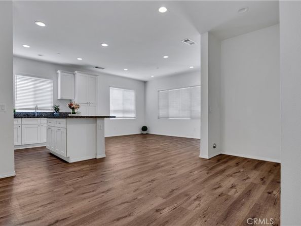 273 S Vermont Avenue, Glendora CA 91741