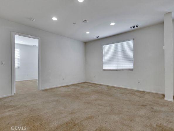 273 S Vermont Avenue, Glendora CA 91741