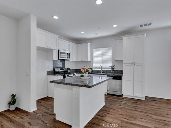 273 S Vermont Avenue, Glendora CA 91741