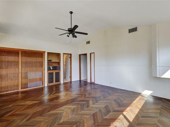 375 N Canyon Boulevard, Monrovia CA 91016