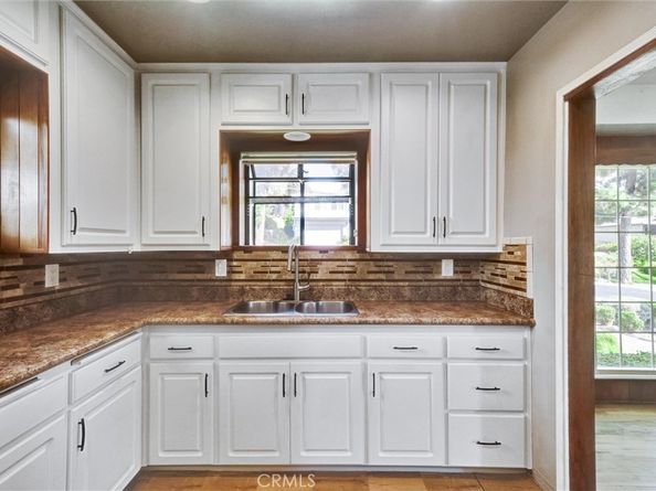 375 N Canyon Boulevard, Monrovia CA 91016