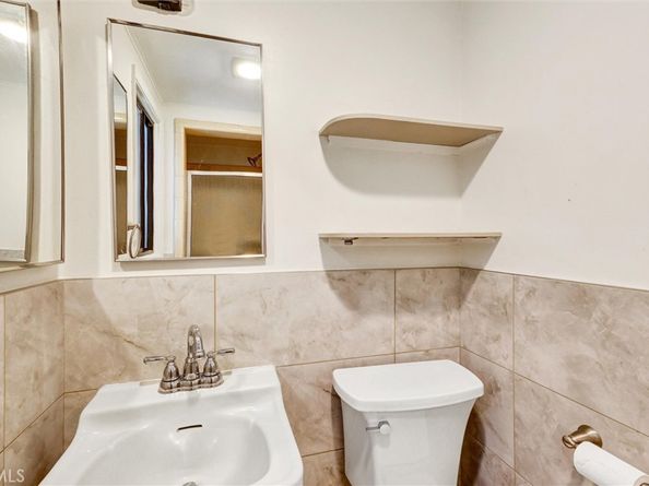 375 N Canyon Boulevard, Monrovia CA 91016