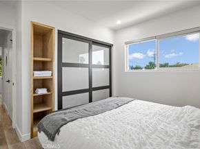 59 S Meridith, Pasadena CA 91106