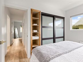 59 S Meridith, Pasadena CA 91106