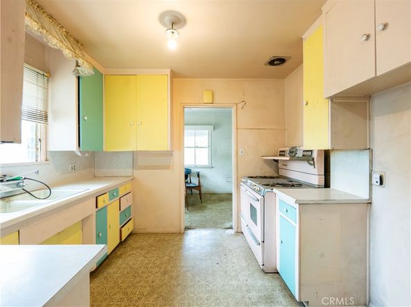 320 S Redwood Avenue, Brea CA 92821