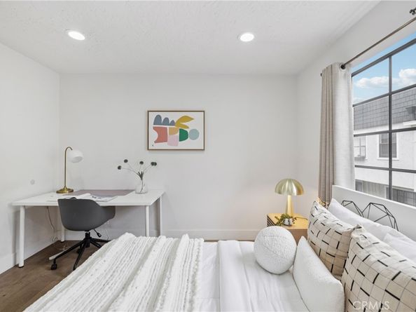 434 S Los Robles Avenue 4, Pasadena CA 91101