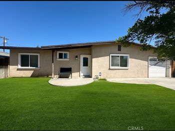 17245 E Arrow