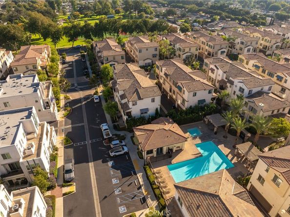 384 Ruby Red Lane, Upland CA 91786