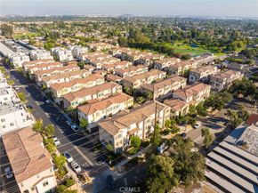 384 Ruby Red Lane, Upland CA 91786