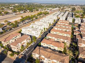 384 Ruby Red Lane, Upland CA 91786