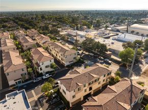 384 Ruby Red Lane, Upland CA 91786