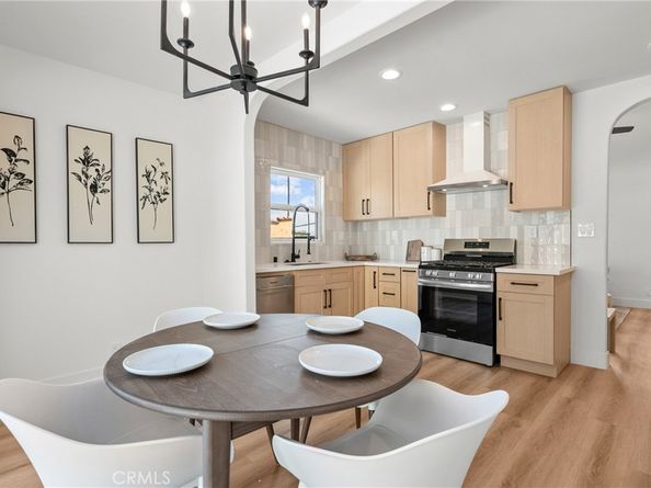 310 S Bel Aire Drive, Burbank CA 91501
